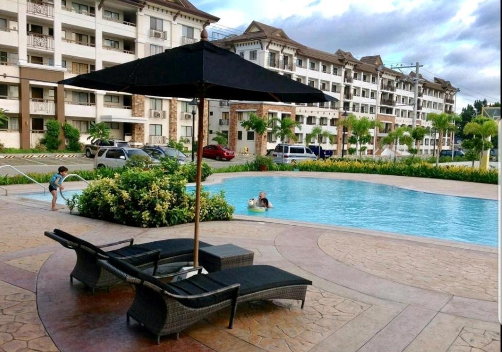 Ri'S One Oasis W Free Pool Back Of Sm City Mall Davao Stadt Exterior foto