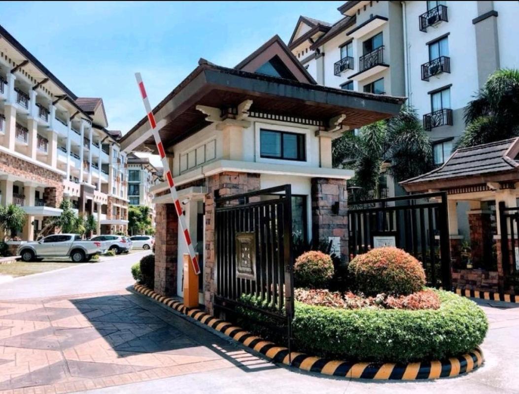 Ri'S One Oasis W Free Pool Back Of Sm City Mall Davao Stadt Exterior foto