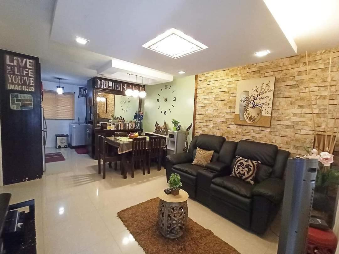 Ri'S One Oasis W Free Pool Back Of Sm City Mall Davao Stadt Exterior foto