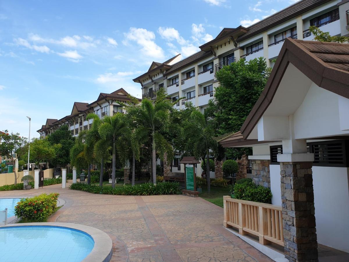 Ri'S One Oasis W Free Pool Back Of Sm City Mall Davao Stadt Exterior foto